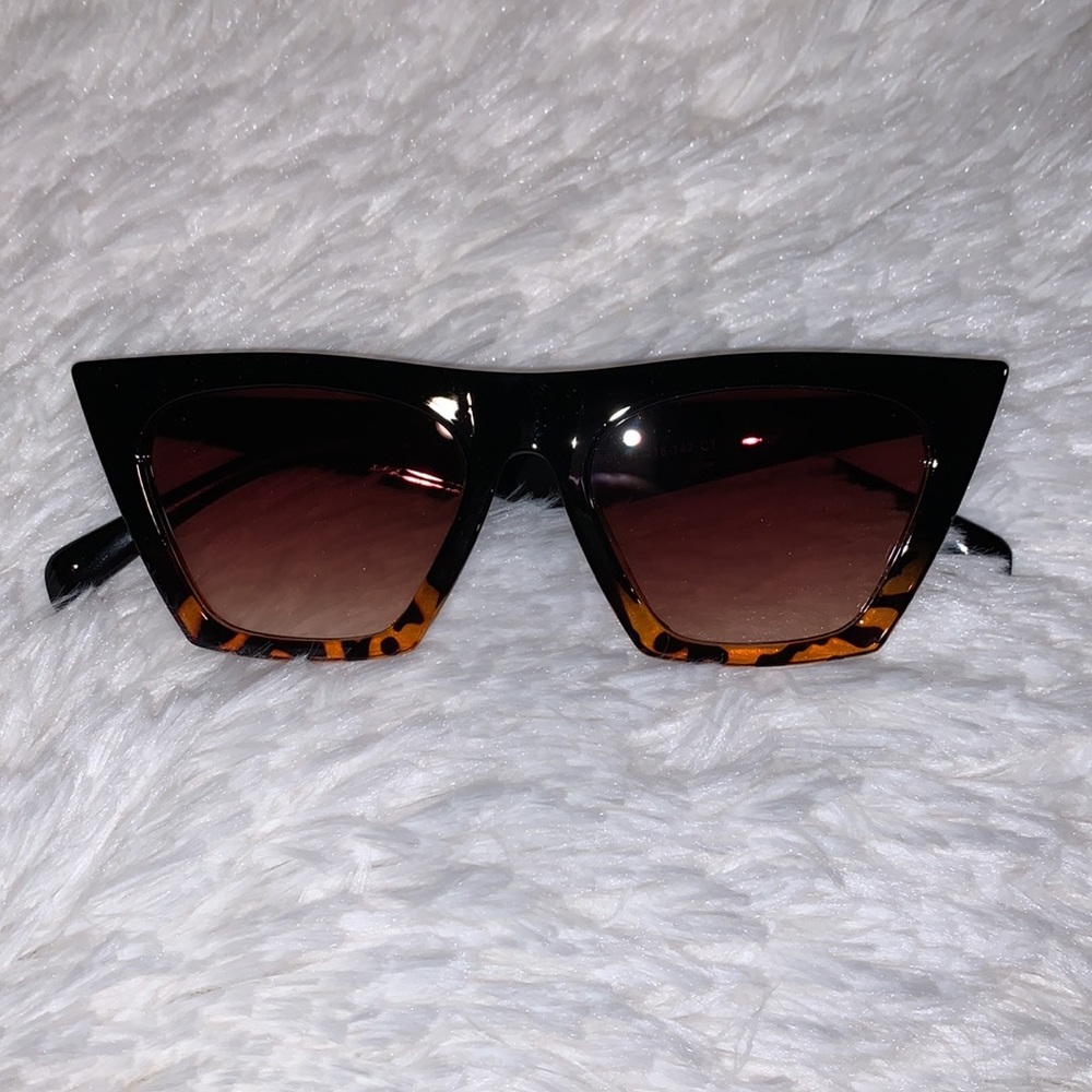 Sunglasses ~ Tortoise